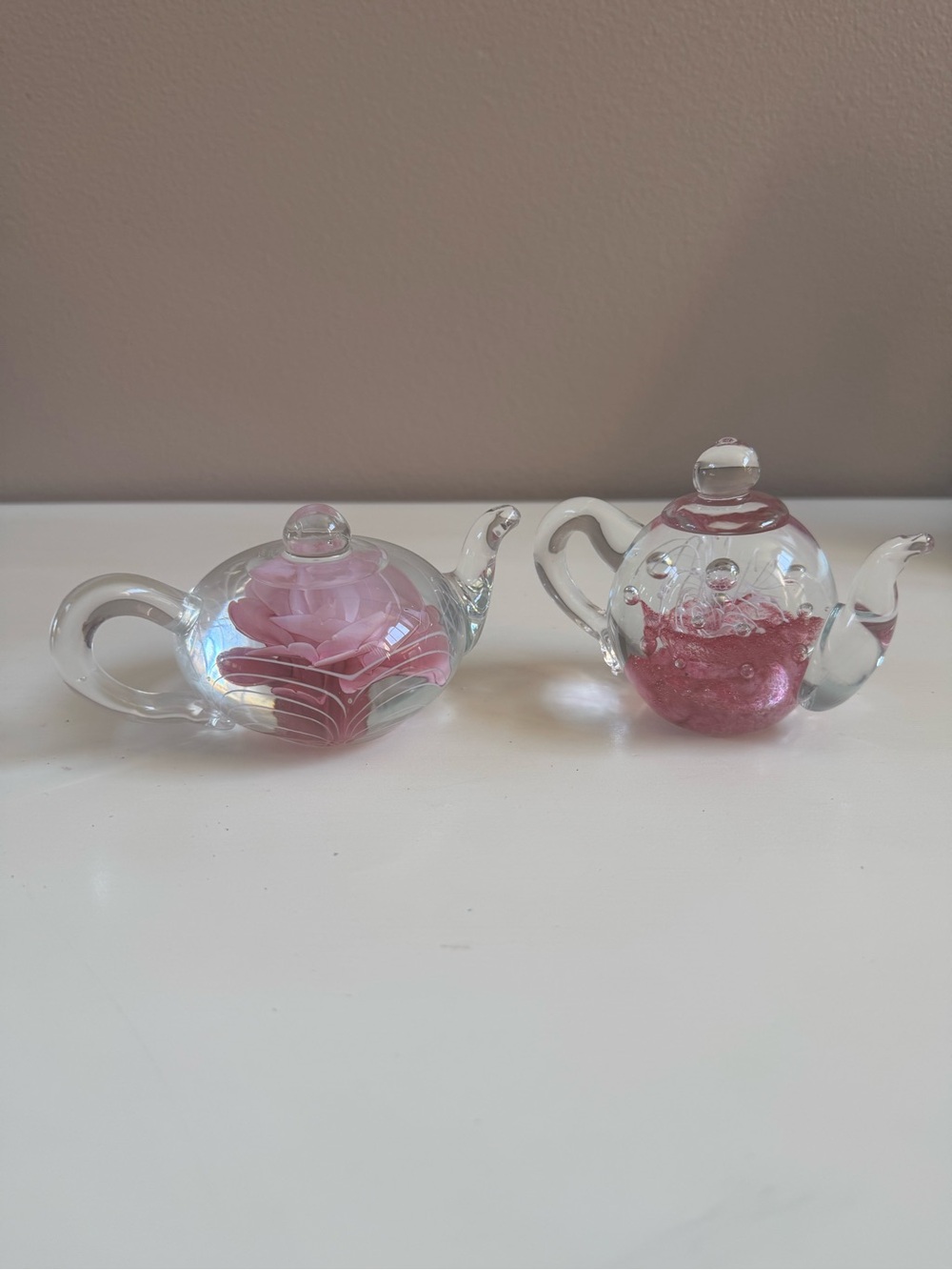 Edinburgh Handblown Glass Teapot with Pink Flower vintage set of 2